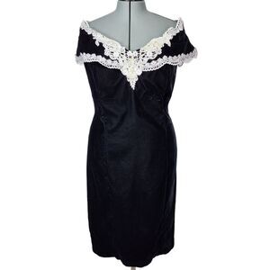 VTG Velvet Crochet Lace Trim Off Shoulder Cocktail Party Bombshell Wiggle Dress